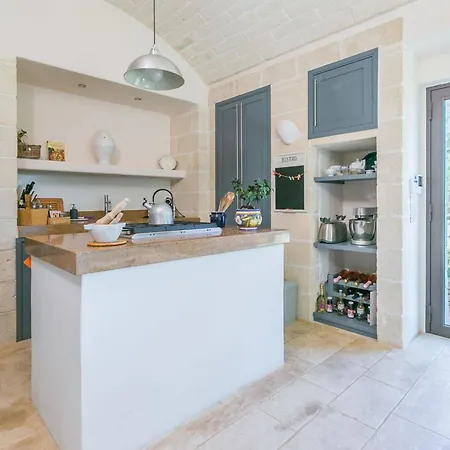 Вилла Bernardi Остуни